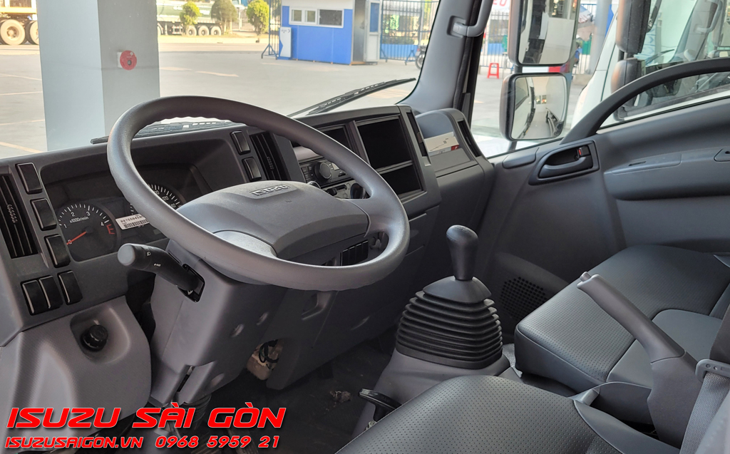 Xe Ben Isuzu 1T9 QKR 230 QLR77FE4 8